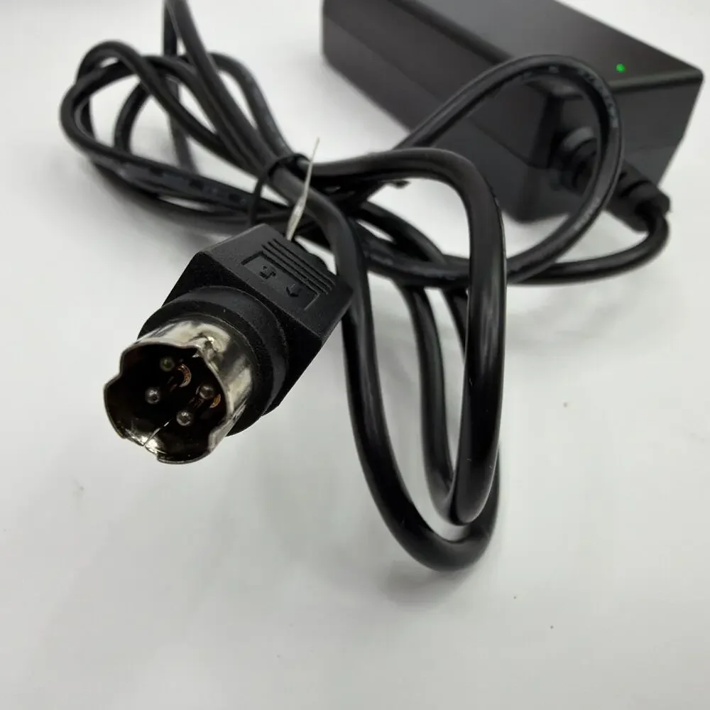 Powertron Electronics PA1065-050T2B650 AC Adapter 5V 6.5A 32.5W 4-Pin